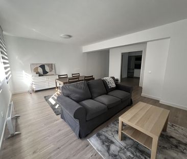 Piso de alquiler en Avenida Schulz, Llano - Photo 3