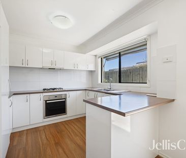 Sunny, Secure & Stylish Living Moments from Carrum Beach - Photo 5