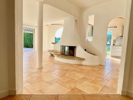 Rent – Spacious 4.5 room apartment with large private garden in Bramois - Photo 4