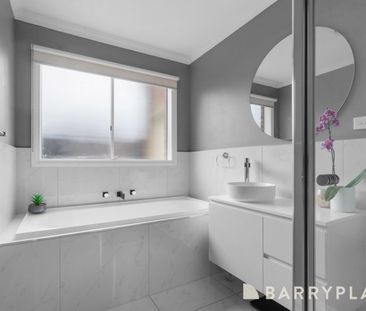 Stylish Bayside Living in a Prime Chelsea Location - Photo 5