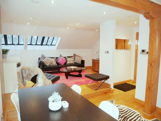 3 bedroom flat to rent - Photo 1