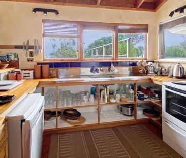 Living Your Best Life - Photo 4