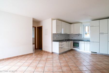 3.5 Zimmer, 70 m², 1. Stock - Foto 2