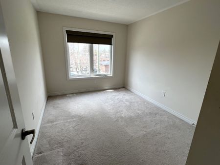 For Lease - 1310 Gull Crossing Road, Pickering, Ontario - Photo 2