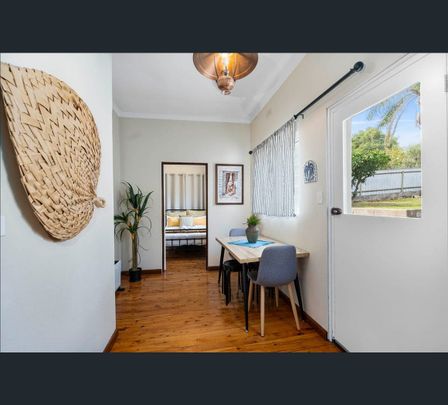 869 MILLER STREET, West Albury, NSW 2640 - Photo 1