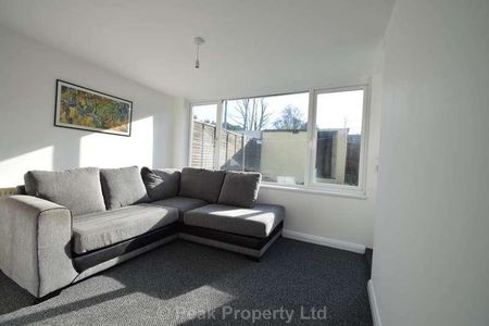 Excellent Location Close To Hospital - Westborough Road, SS0 - Photo 4