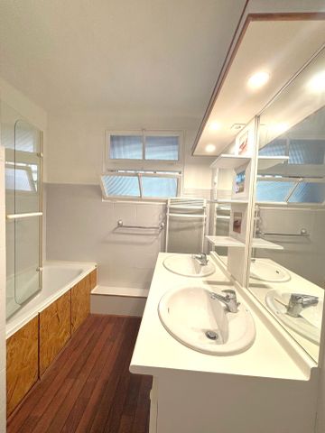 Location Appartement 3 pièces 60m² CARNOUX EN PROVENCE 13470 - Photo 4