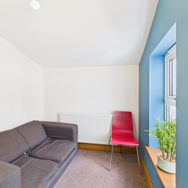 Old Palace Road - Photo 1