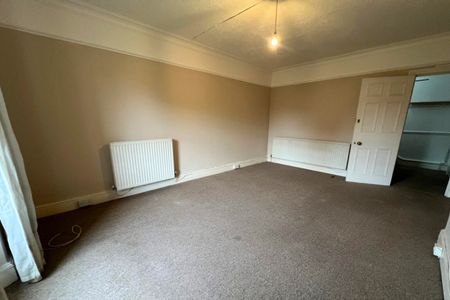 3 Bed Flat, Hurle Crescent, BS8 - Photo 4