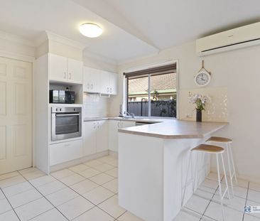 Modern 3 Bedroom Duplex in quiet location - Photo 5