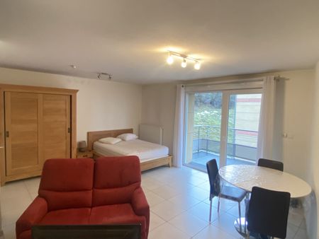 Studio meublé à Morteau avec balcon - Photo 2