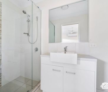 Prime Location: Your Gateway to Convenience and Connectivity - Photo 6