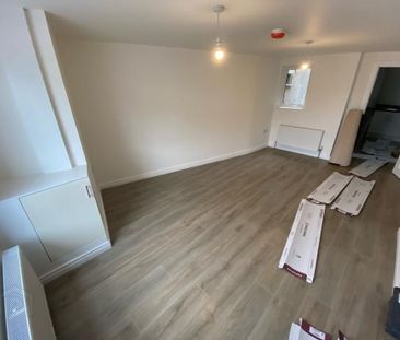 36 Grand Street, Lisburn, BT27 4UD - Photo 1