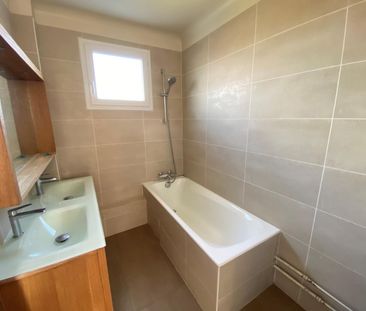 Location maison 6 pièces Rueil Malmaison 107M² - Photo 2