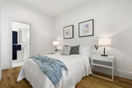 Victorian Elegance Meets Modern Ease – Two Permit Parking Spaces Available - Photo 3