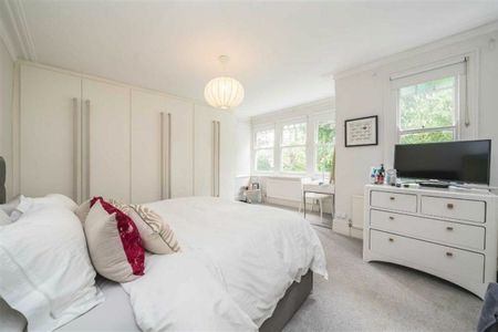 Teddington Park, Teddington, TW11 - Photo 3