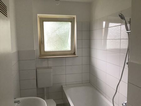 Willkommen Zuhause: praktische 3-Zimmer-Wohnung für handwerklich Begabte! - Foto 5