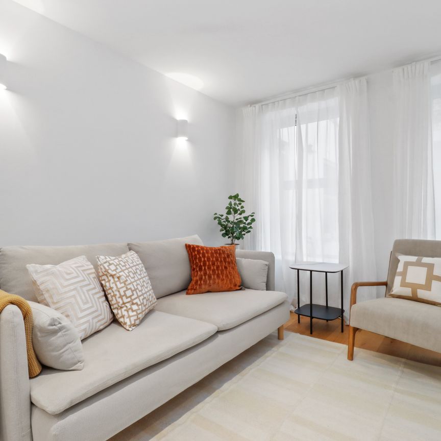 Ashford Road, Eastbourne - Photo 1