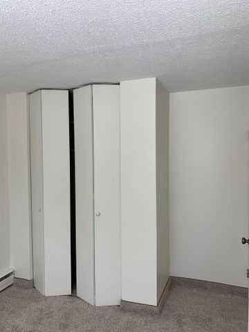 2 BDRM/1 BATH - 630 8TH ST E - Available DEC 1 - Photo 4