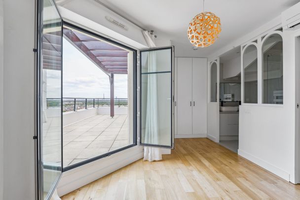 Location Appartement de luxe Suresnes 6 Pièces 165 m² - Photo 1
