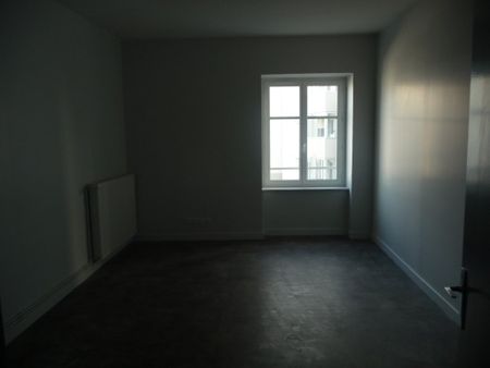 APPARTEMENT T3 A LOUER - Photo 2