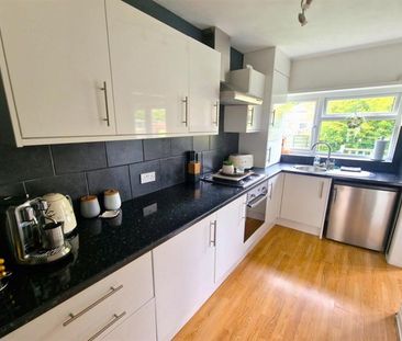 3 Bedroom Semi Detached To Let - Photo 6