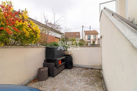 Duplex 3 chambres avec cour et parking à 2 minutes de la gare de Sartrouville., - Photo 3
