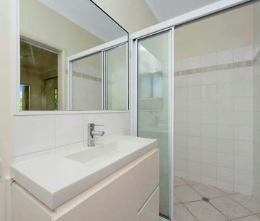 Spacious Four Bedroom Family Home with Exceptional Parking in Douglas - Photo 6