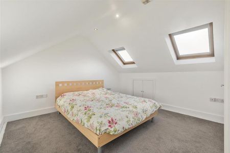2 bedroom maisonette to rent - Photo 5