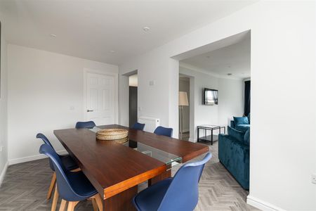 Hartford Court, Heaton, Newcastle Upon Tyne - Photo 3