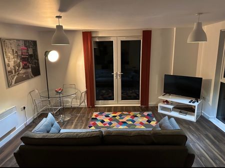 Room in a Shared Flat, Block B Alto, M3 - Photo 2