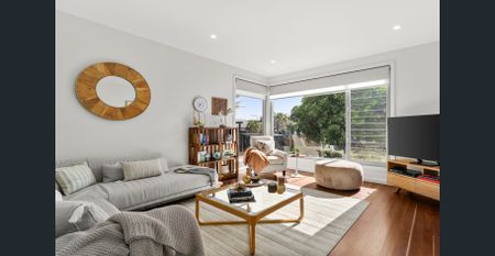 Bespoke Beachside Home - Photo 2