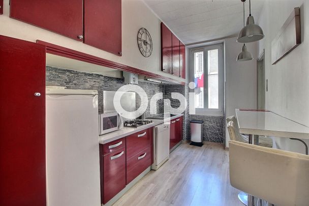 Appartement 3 pièces 48m2 MARSEILLE 5EME 950 euros - Photo 1