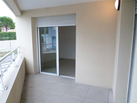 Location Appartement 2 pièces 38m² MONTPELLIER 34070 - Photo 4