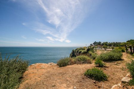 Apartamento T2 mobilado em condomínio na Costa da Guia - Photo 4