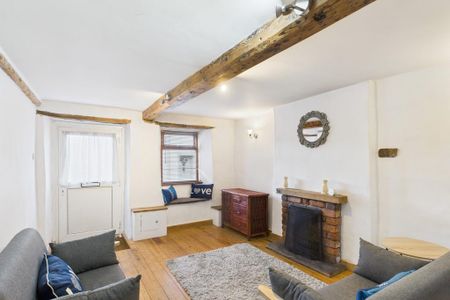 2 bedroom terraced house to rent - Photo 2