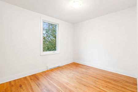 Appartement à louer - Montréal (Côte-des-Neiges/Notre-Dame-de-Grâce) (Notre-Dame-de-Grâce) - Photo 2