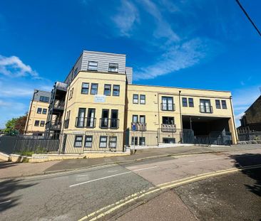 2 bedroom flat to rent - Photo 3