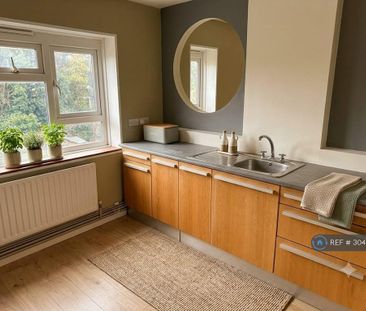 2 bedroom flat to rent - Photo 6