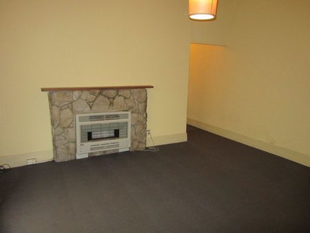 24 Newman Street, Thornbury VIC 3071 - Photo 5