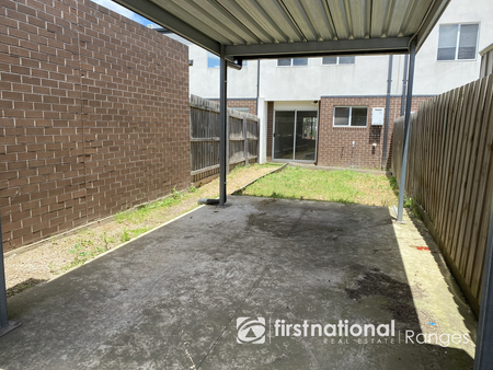 Townhouse Living with Park Views - Photo 5