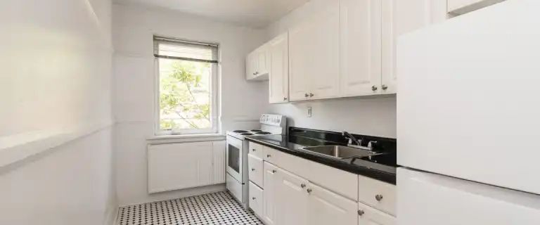 100 Vaughan Road | 100 Vaughan Road, Toronto - Photo 1