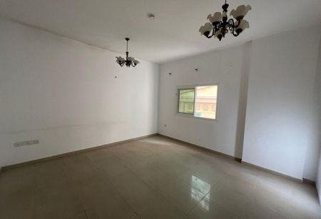 2 Bedroom Apartment in Al Khan for Rent AED 38,000 - Photo 4