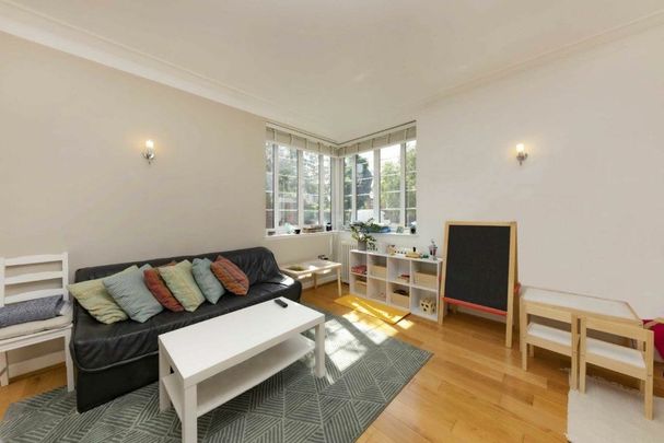 Watchfield Court, Chiswick, W4 - Photo 1