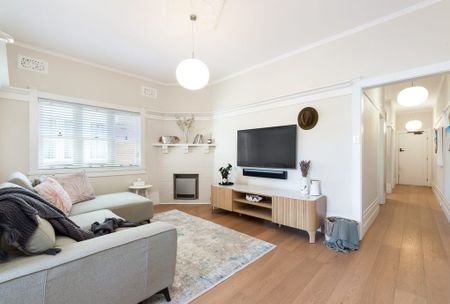 4/57 Glenayr Avenue, North Bondi NSW 2026 - Apartment For Rent | Domain - Photo 2