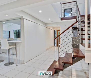 WORKING FORM HOME? PRIVATE ENSUITE ROOM - EVERYTHING YOU NEED AND M... - Photo 6