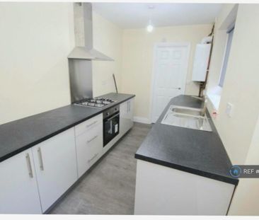 2 bedroom terraced house to rent - Photo 3