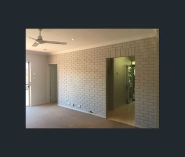 TIDY UNIT CLOSE TO THE BEACH - Photo 1