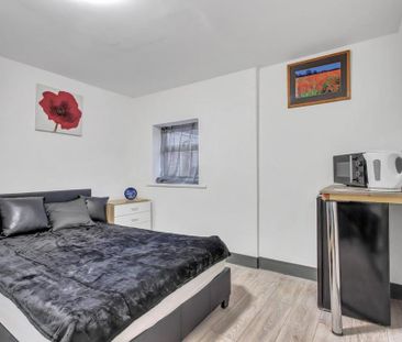 1 bedroom terraced house to rent - Photo 5