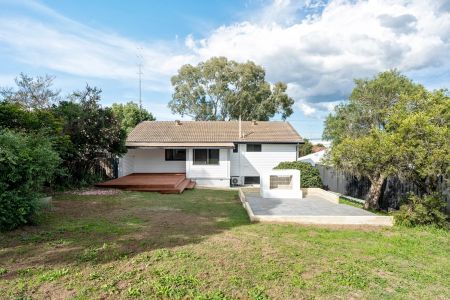 7 Buckland Avenue, Cessnock. - Photo 4